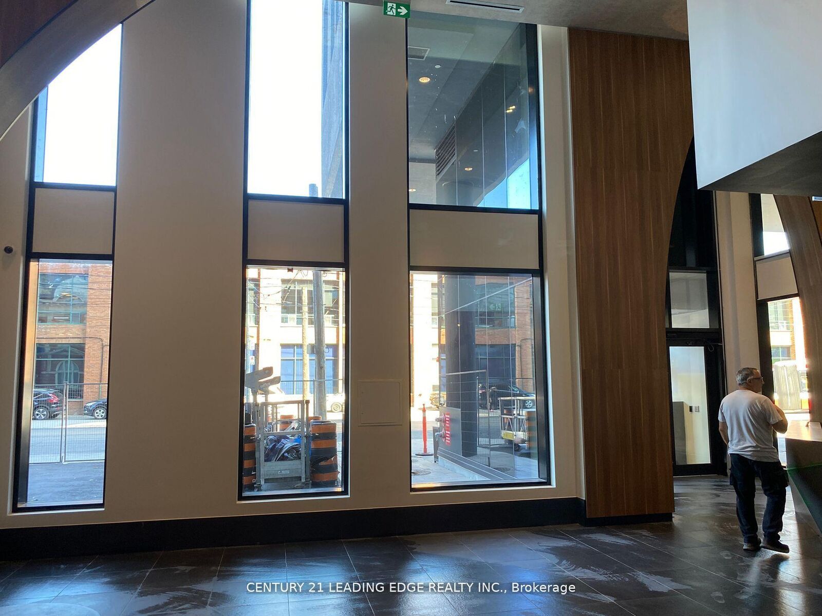 Property Photo:  270 Dufferin Street 403  ON M6K 0H8 