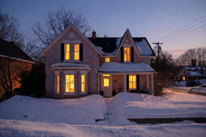 Property Photo:  90 Cumberland Street  ON L4N 2P7 