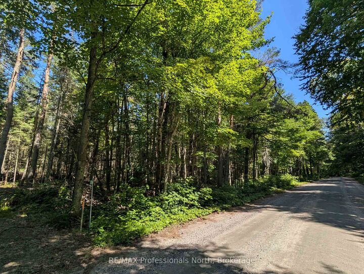 Property Photo:  2246 Yearley Road  ON P0A 1Y0 