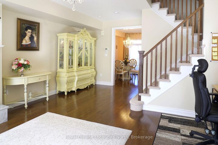 Property Photo: 11 Wally Drive ON L9Z 0E4
