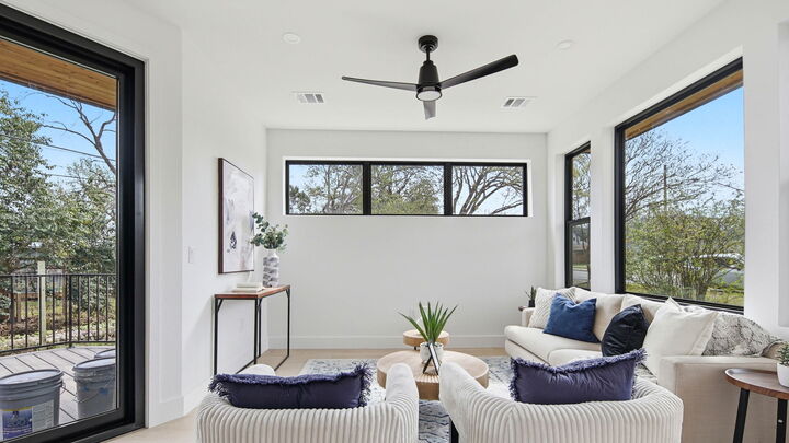 Property Photo:  300 Lightsey Road 2  TX 78704 