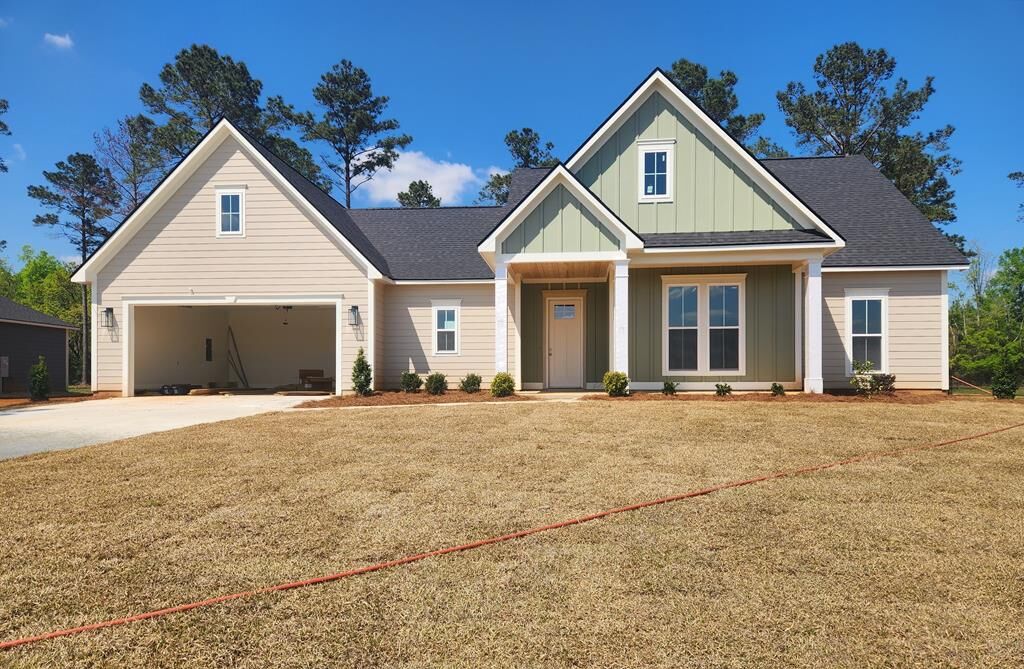 Property Photo:  329 Willow Oak Loop  GA 31763 