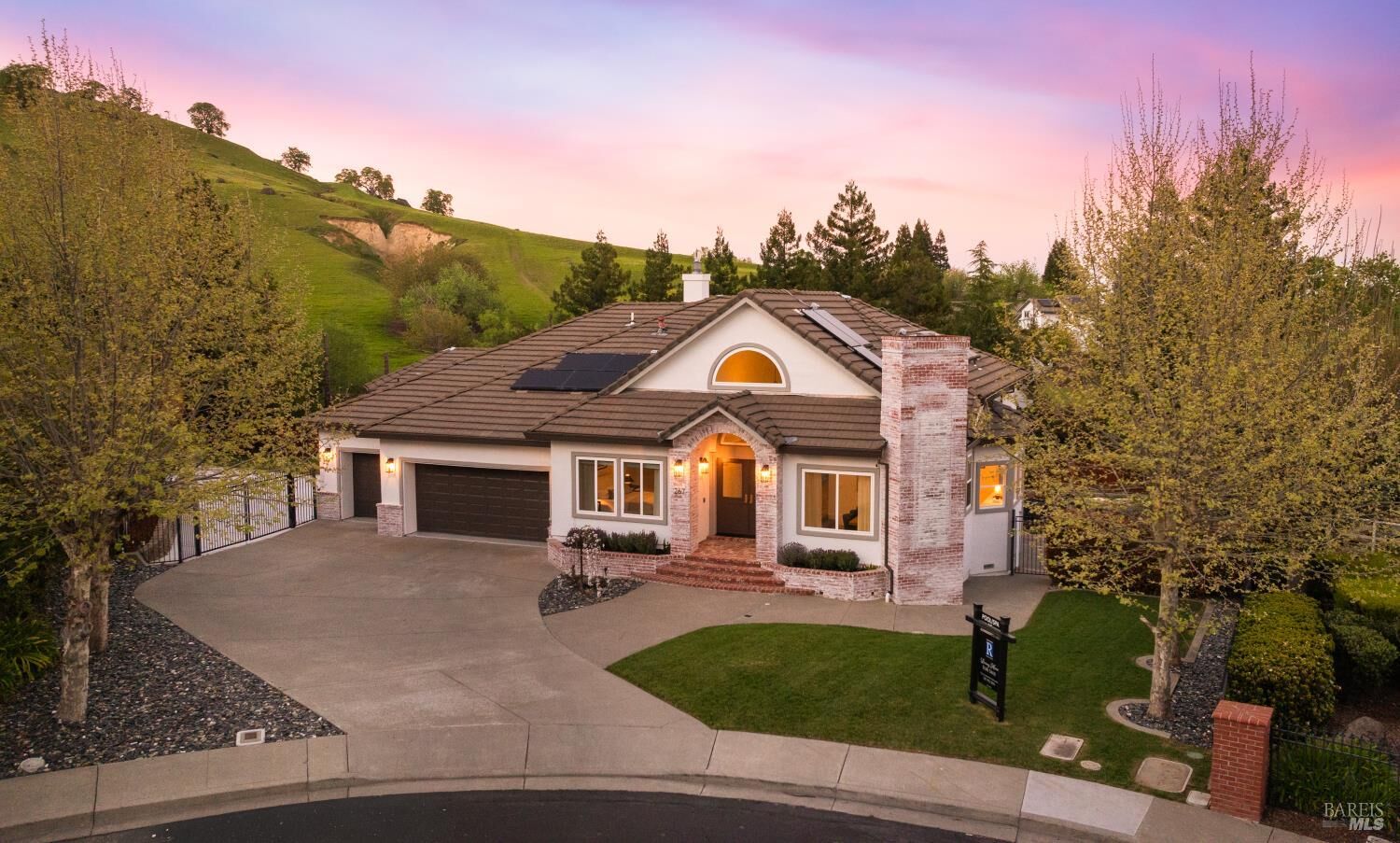 Property Photo:  267 Alta Mira Drive  CA 95688 