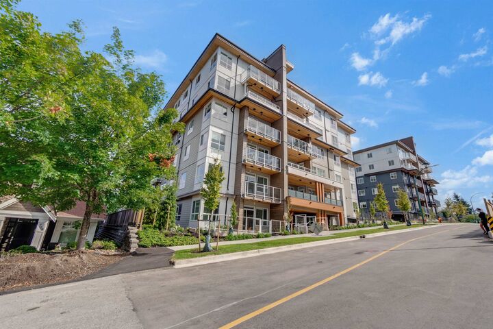 Property Photo: 723 Grover Avenue 514 BC V3J 0L9