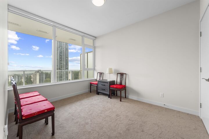 Property Photo: 6288 Cassie Avenue 1805 BC V5H 0H7