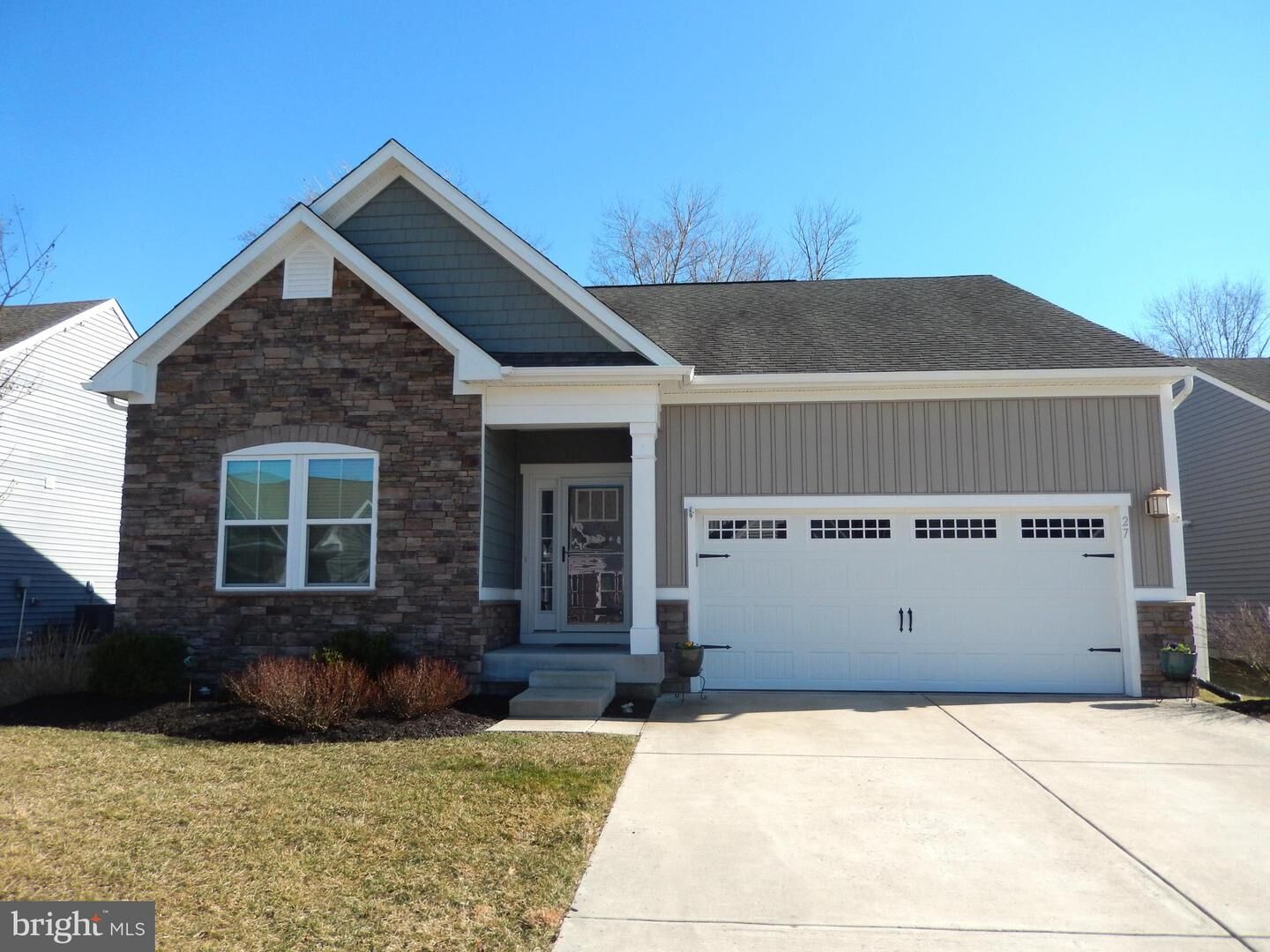 Property Photo: 27 Thornton Drive DE 19970