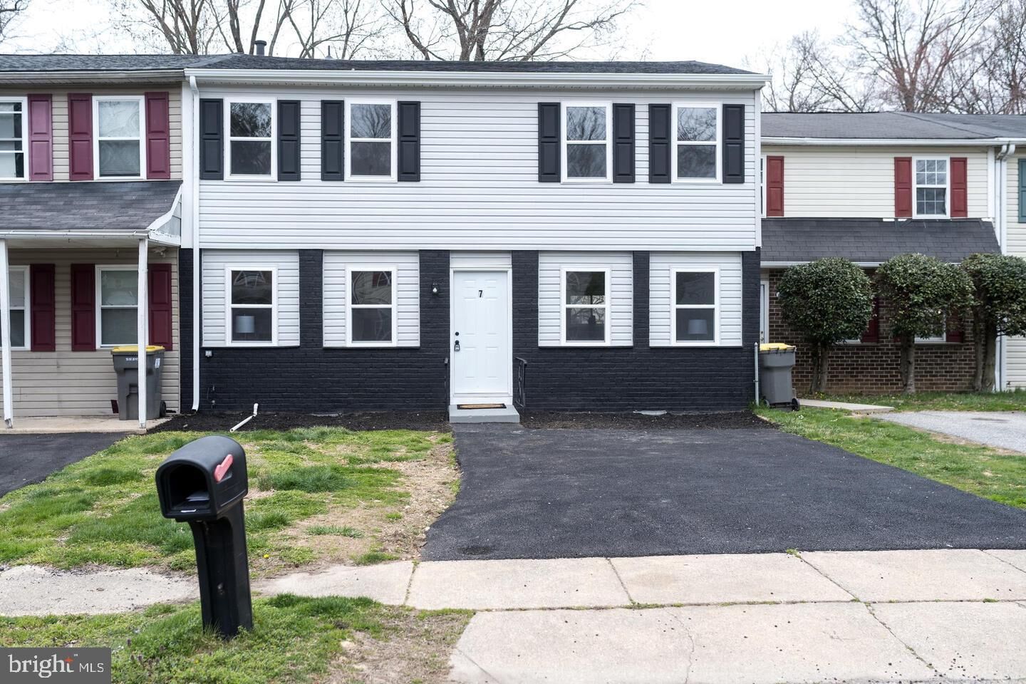 Property Photo: 7 Teal Circle DE 19702