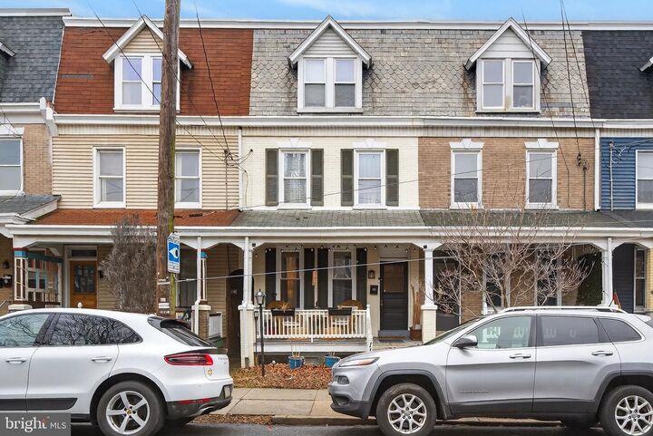 Property Photo:  110 Pearl Street  PA 17603 
