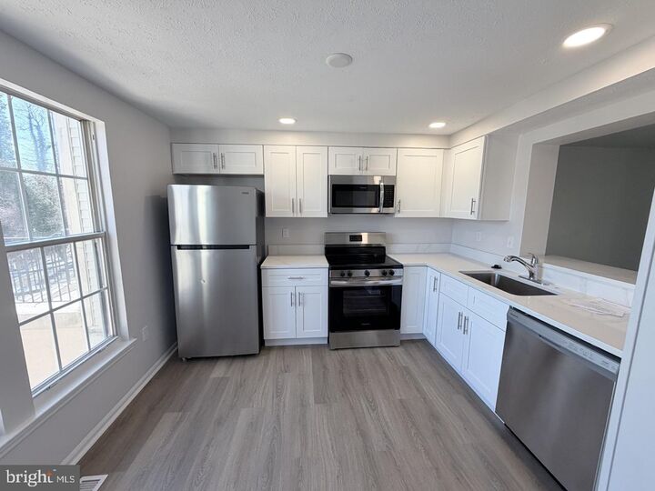 Property Photo: 8906 Chesapeake Lighthouse Drive 8906 MD 20714