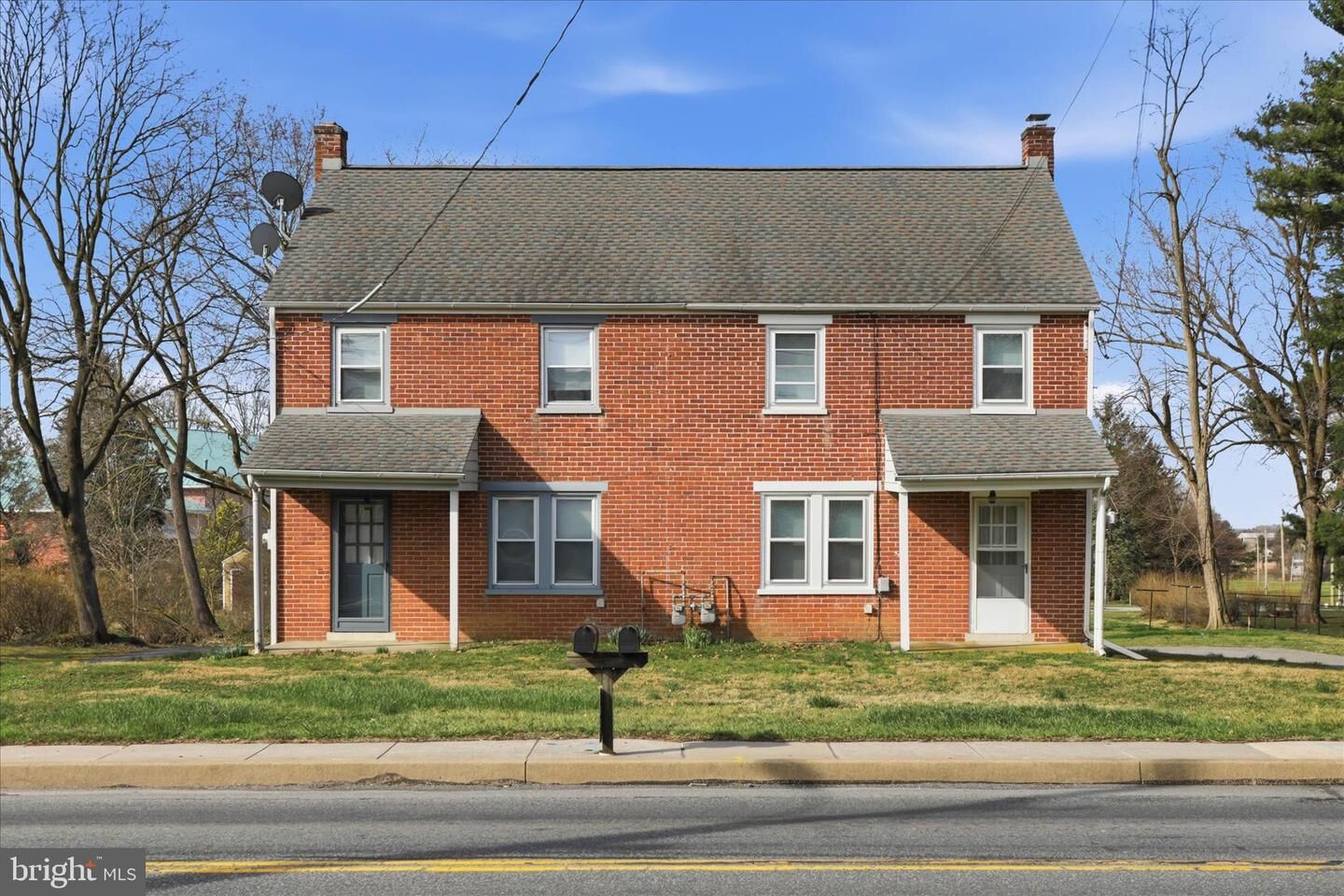 Property Photo:  1632 Lampeter Road  PA 17602 