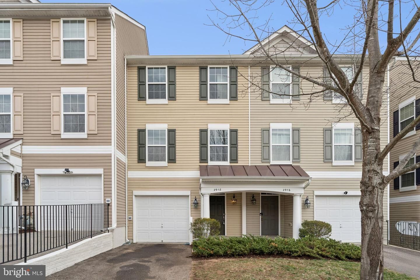 Property Photo:  2918 Truffle Oak Place  VA 22191 