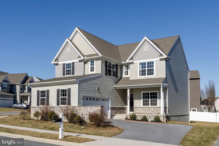 Property Photo:  586 Stockdale Drive  PA 17601 