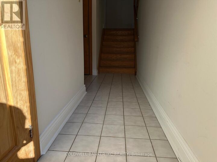 Property Photo:  2220 Springfield Court  ON L5K 1V2 