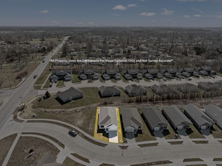 Property Photo:  2601 Frazier Lp  MO 65202 