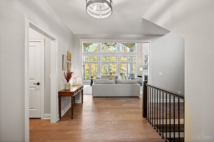 Property Photo:  960 Oak Ridge Lane  OH 45152 