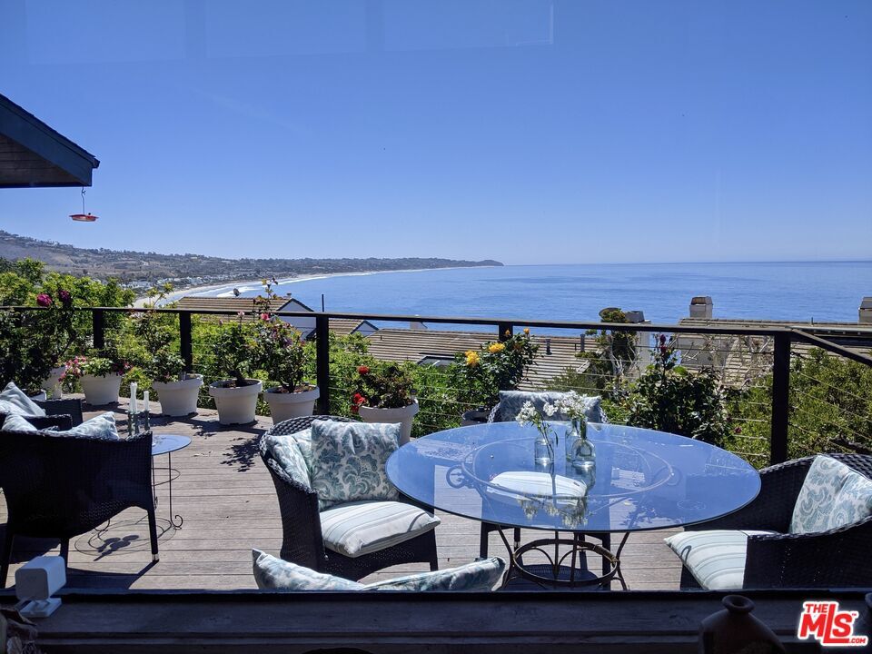 Property Photo: 31533 Victoria Point Rd CA 90265