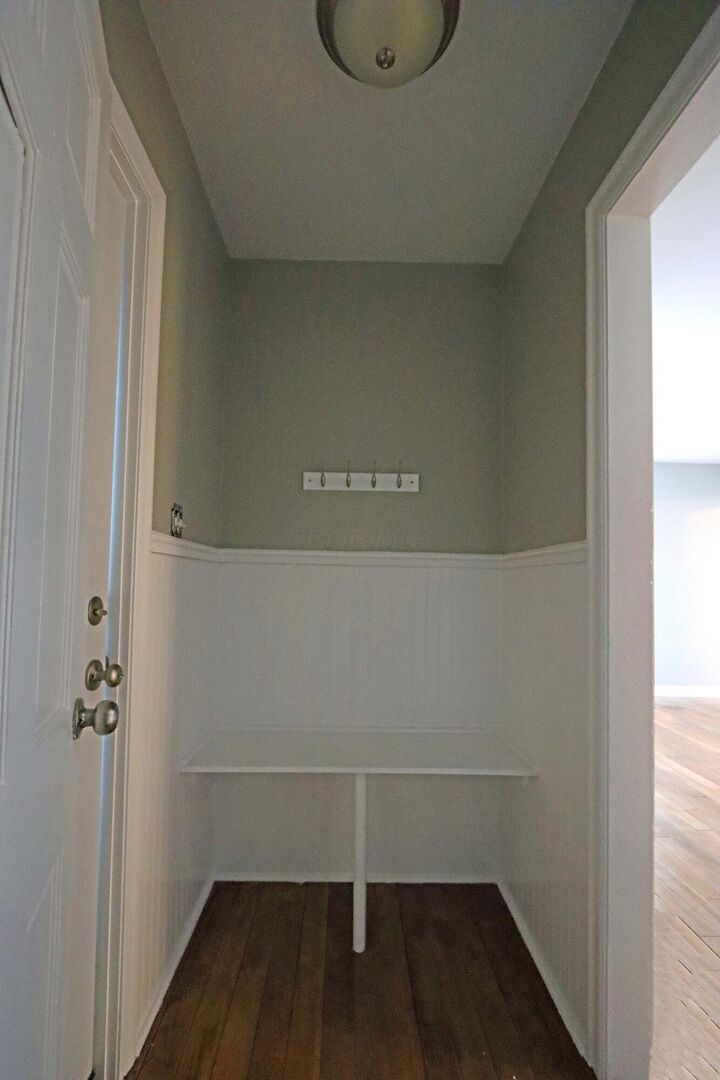 Property Photo: 811 Chestershire Road OH 43204