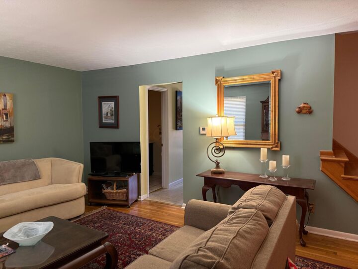 Property Photo: 1916 Willoway S Circle OH 43220