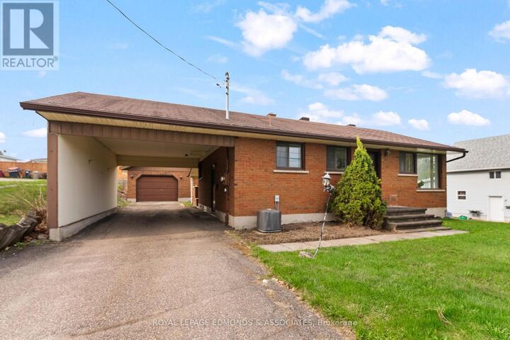 90 Deacon Street — photo 1
