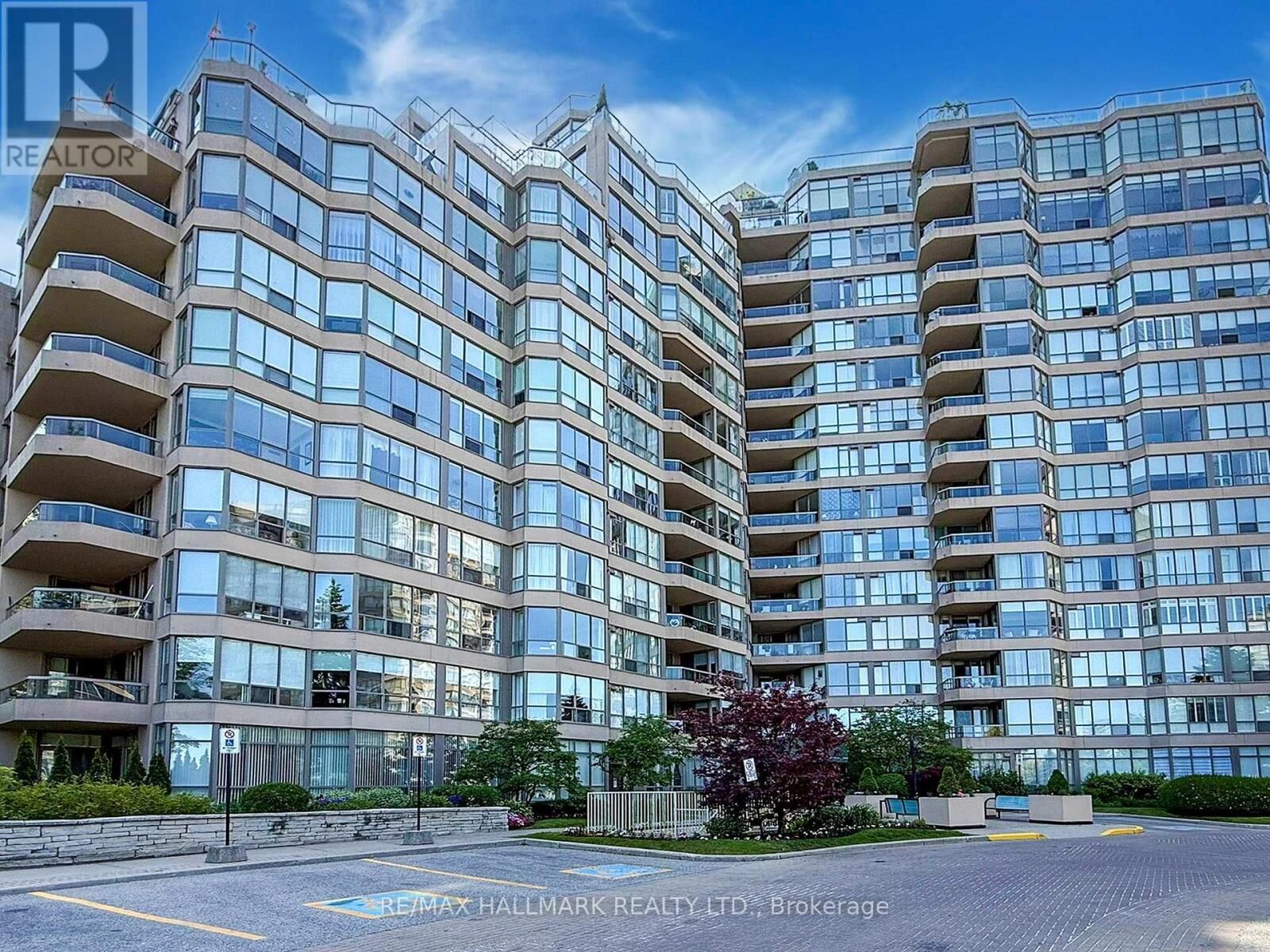 Property Photo:  10 Guildwood Parkway 222  ON M1E 5B5 