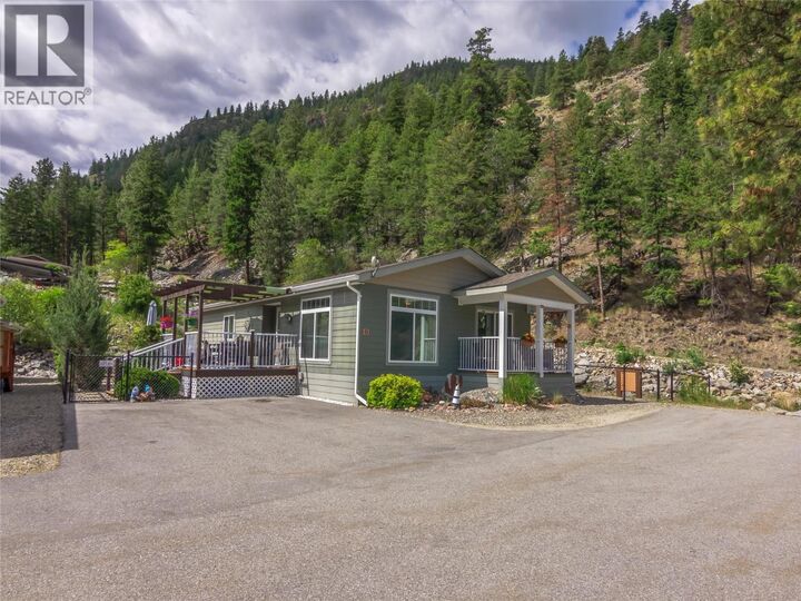 Property Photo: 1340 Hwy 3A Highway 13 BC V0X 1N4