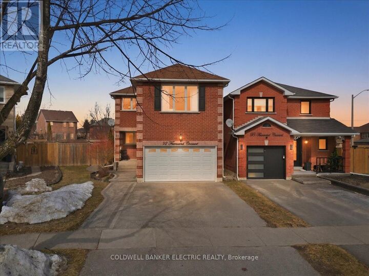 Property Photo:  93 Farncomb Crescent  ON L1C 4L9 