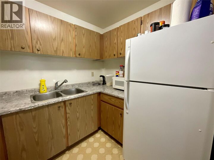 Property Photo: 185 Chamberlain Crescent 204 BC V0C 2W0