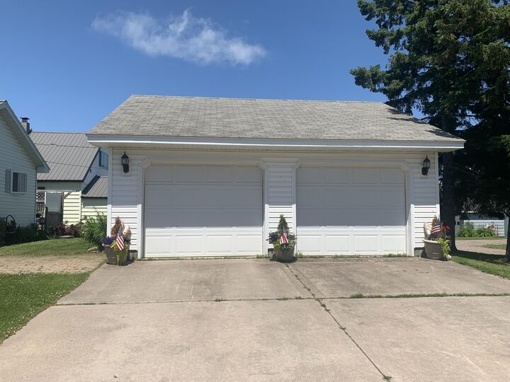 Property Photo: 308 W 6th Ave MI 49783