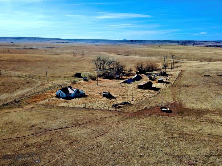 Property Photo:  205 Ross Road  MT 59405 