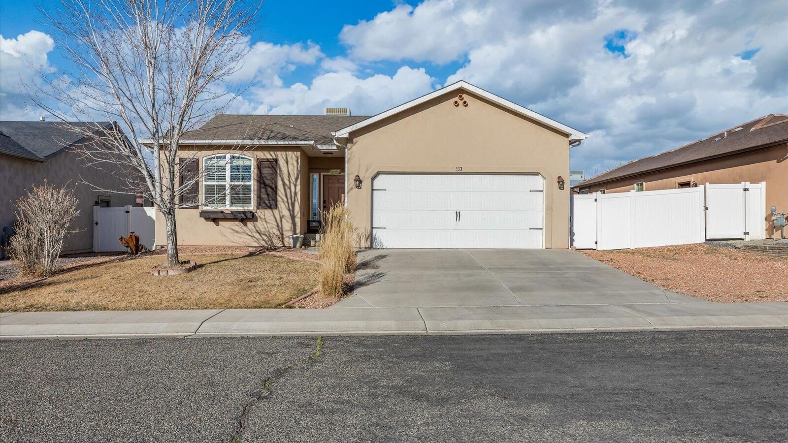 Property Photo: 593 Sinatra Way CO 81501