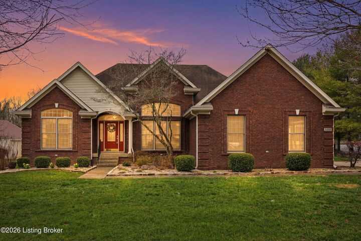 Property Photo:  5010 Pasafino Ct  KY 40299 