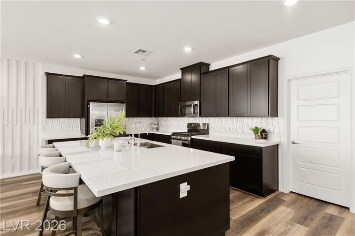 Property Photo: 3489 Lamberto Cliff Way NV 89044