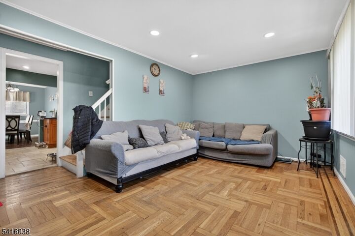 Property Photo:  914 Inwood Pl  NJ 07065 