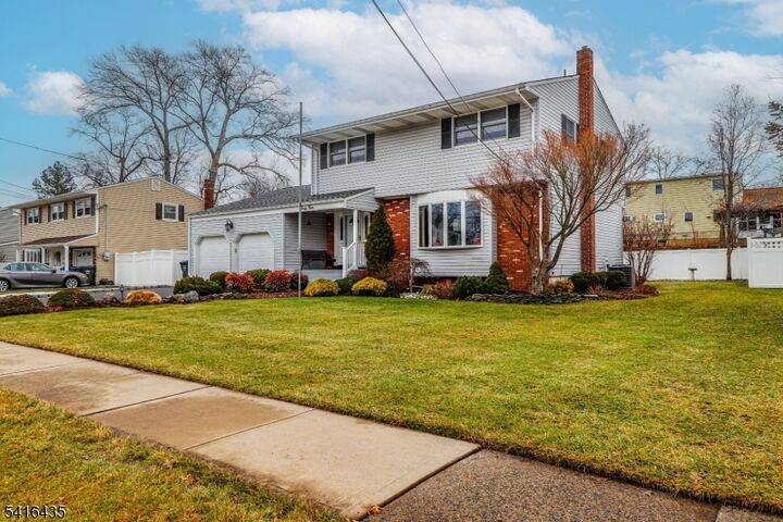 Property Photo:  34 Timberlane Dr  NJ 07067 