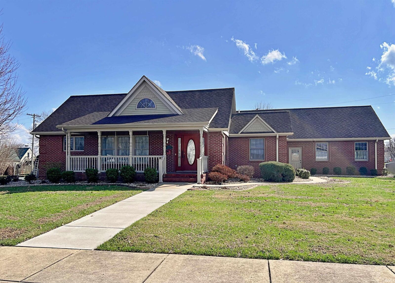 Property Photo:  309 D St NE  IN 47441 