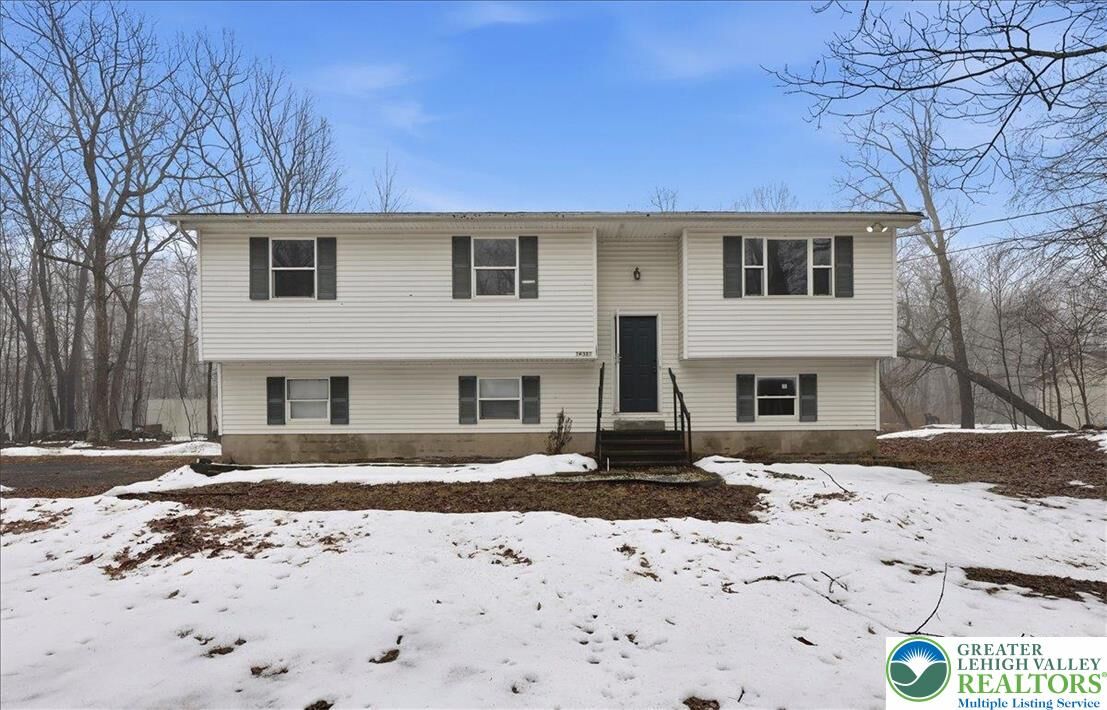 Property Photo:  2320 Elmhurst Road  PA 18302 
