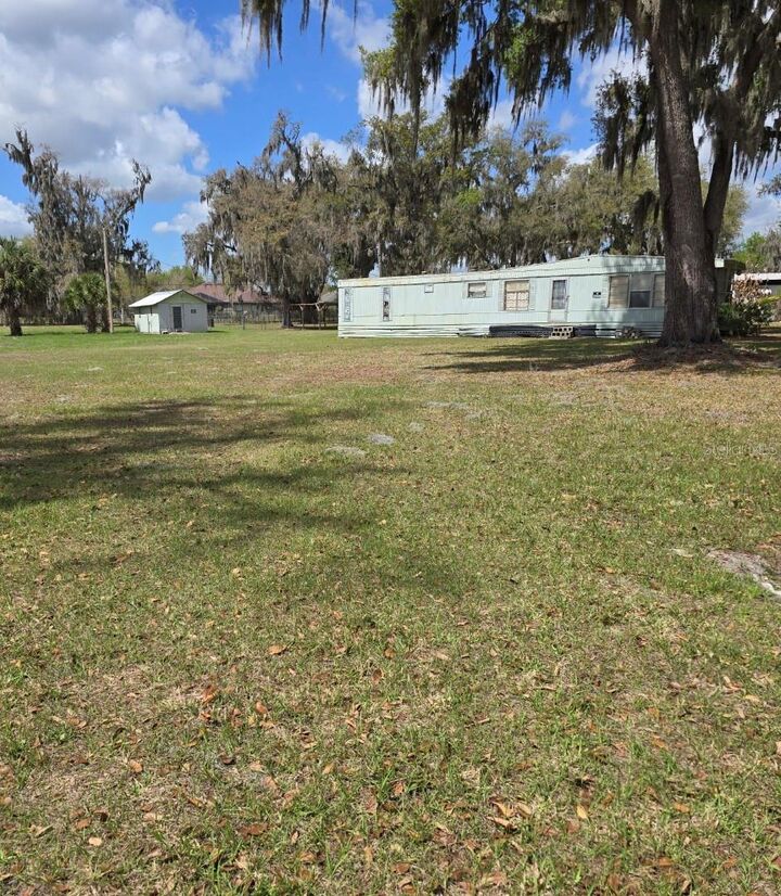 Property Photo:  6123 Forest Lane  FL 33811 
