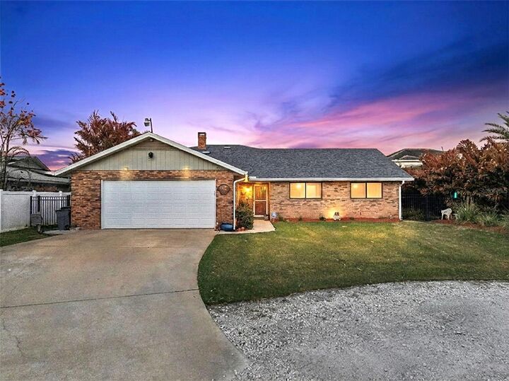 Property Photo: 1703 S Riverside Drive FL 32168