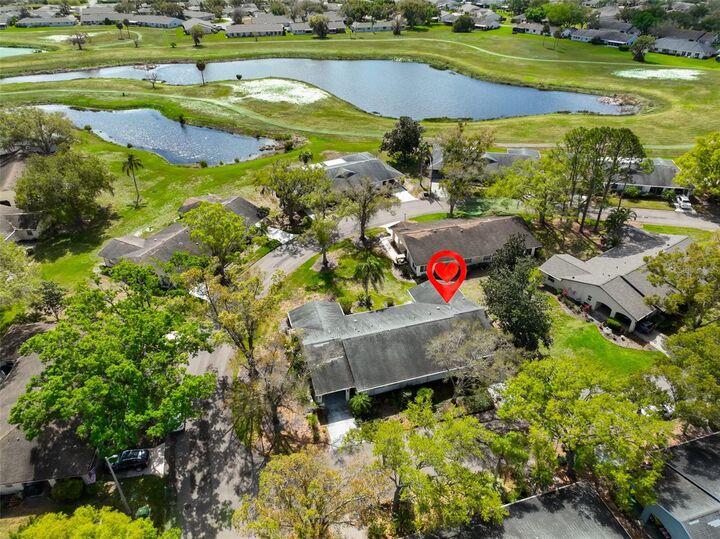 Property Photo:  2004 Halidom Way  FL 33573 