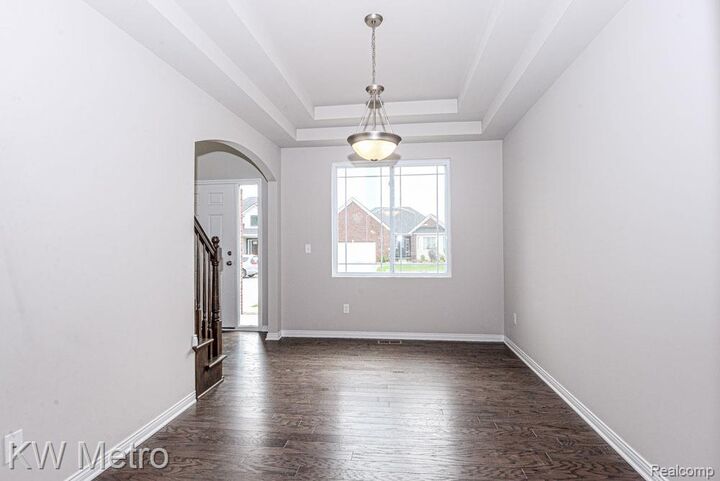 Property Photo:  2728 John Bartley Circle  MI 48310 