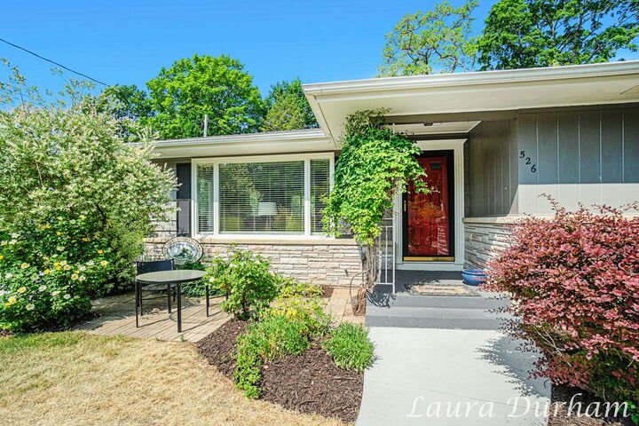 Property Photo: 526 Butler Street MI 49453