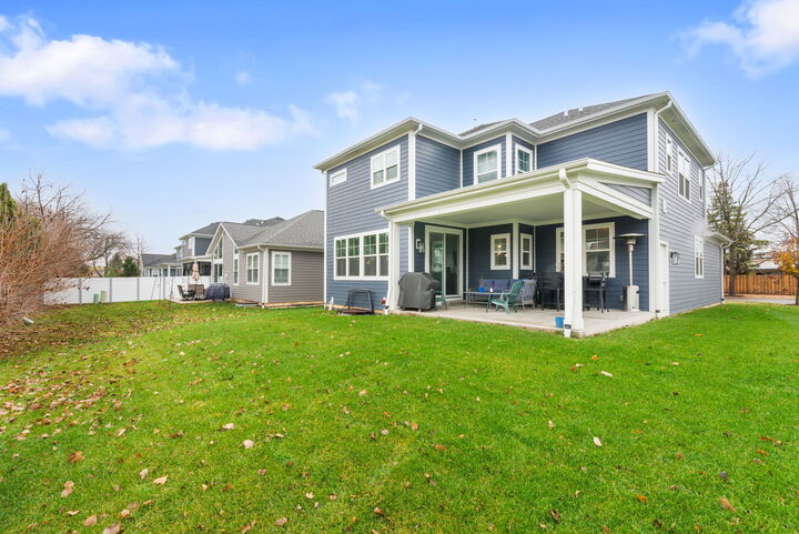 Property Photo: 580 Francesca Lane IL 60172