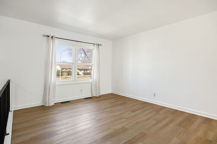 Property Photo:  160 Galewood Drive  IL 60440 