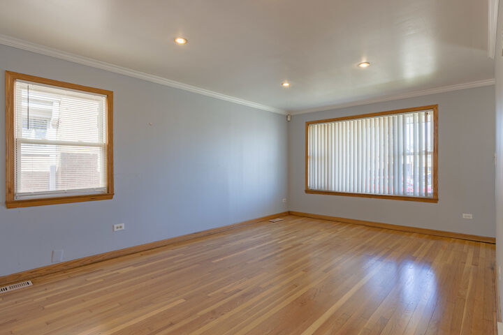 Property Photo:  8906 S Halsted Street  IL 60620 