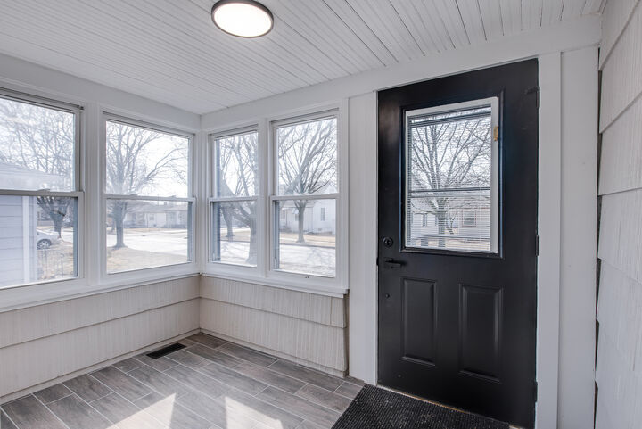 Property Photo:  1520 N Prairie Avenue  IL 60435 