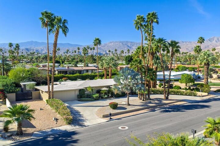 Property Photo: 73593 Pinyon Street CA 92260