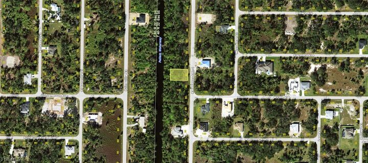 Property Photo:  255 Ravenswood Boulevard  FL 33954 
