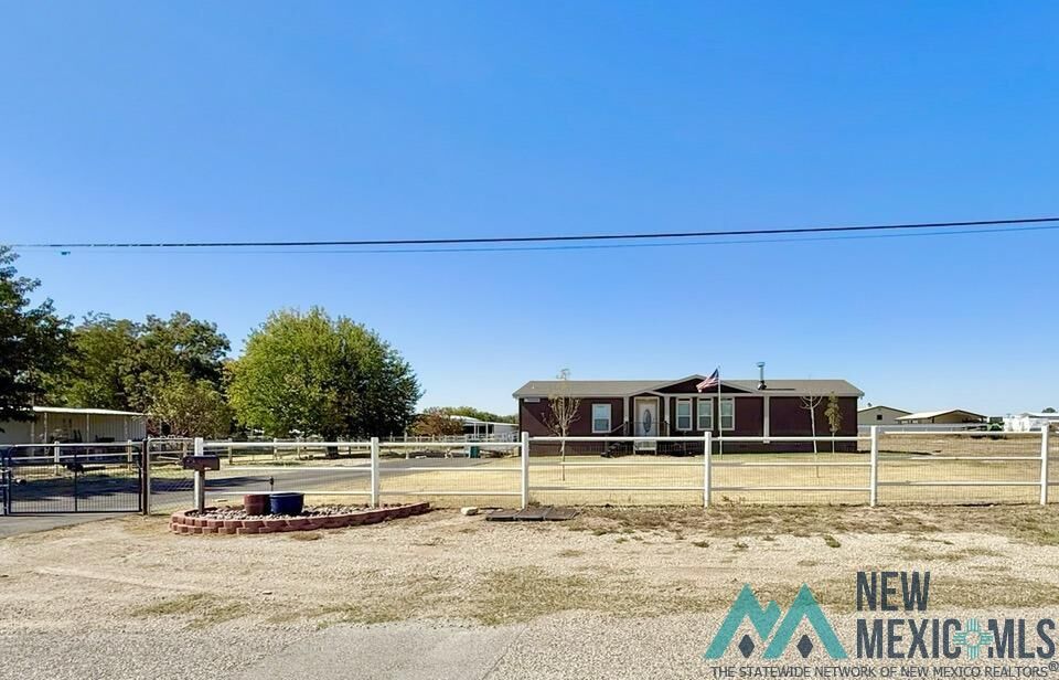 Property Photo:  1411 Tokay Avenue  NM 88220 