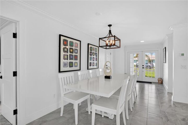 Property Photo:  19 Crooked Ln 15  FL 34112 