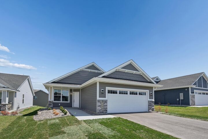 Property Photo:  7386 Kahl Circle NE  MN 55301 